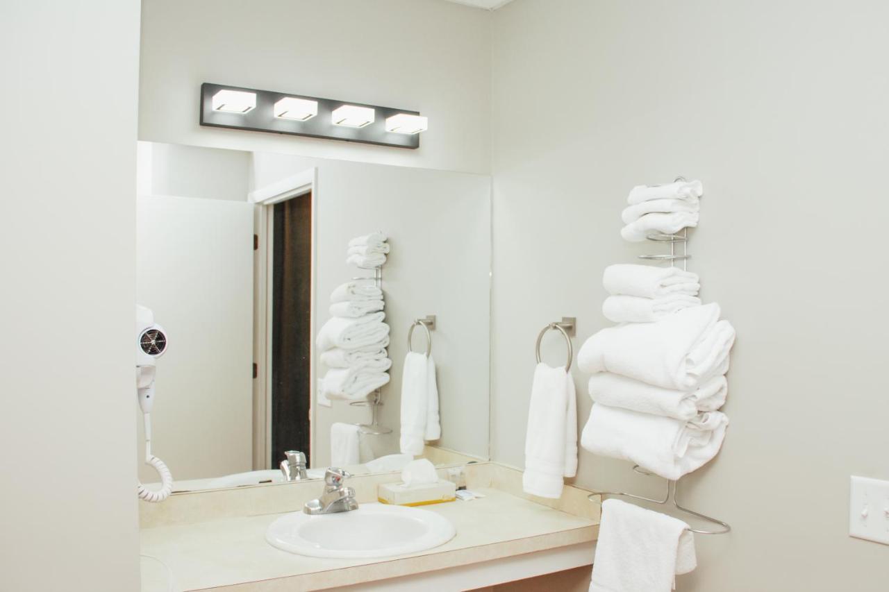 Country Squire Inn And Suites New Holland Ngoại thất bức ảnh