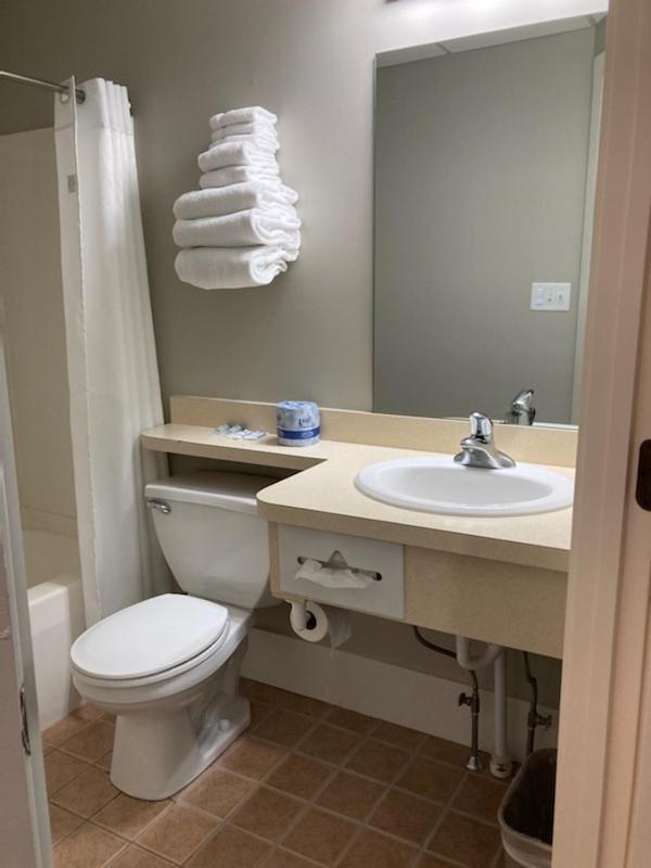 Country Squire Inn And Suites New Holland Ngoại thất bức ảnh