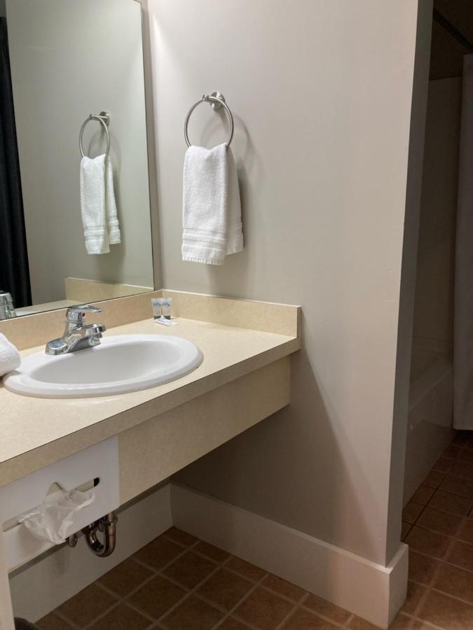 Country Squire Inn And Suites New Holland Ngoại thất bức ảnh